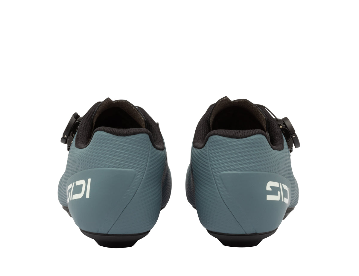Silniční boty Sidi Fast 3 storm grey a ice white, pohled zezadu na záhlavník