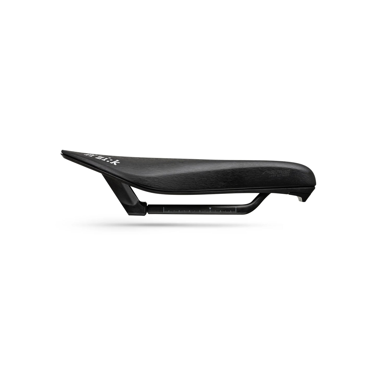 Sella FIZIK AERIS LONG DISTANCE R1 LIGHT 135 mm Binari Carbonio