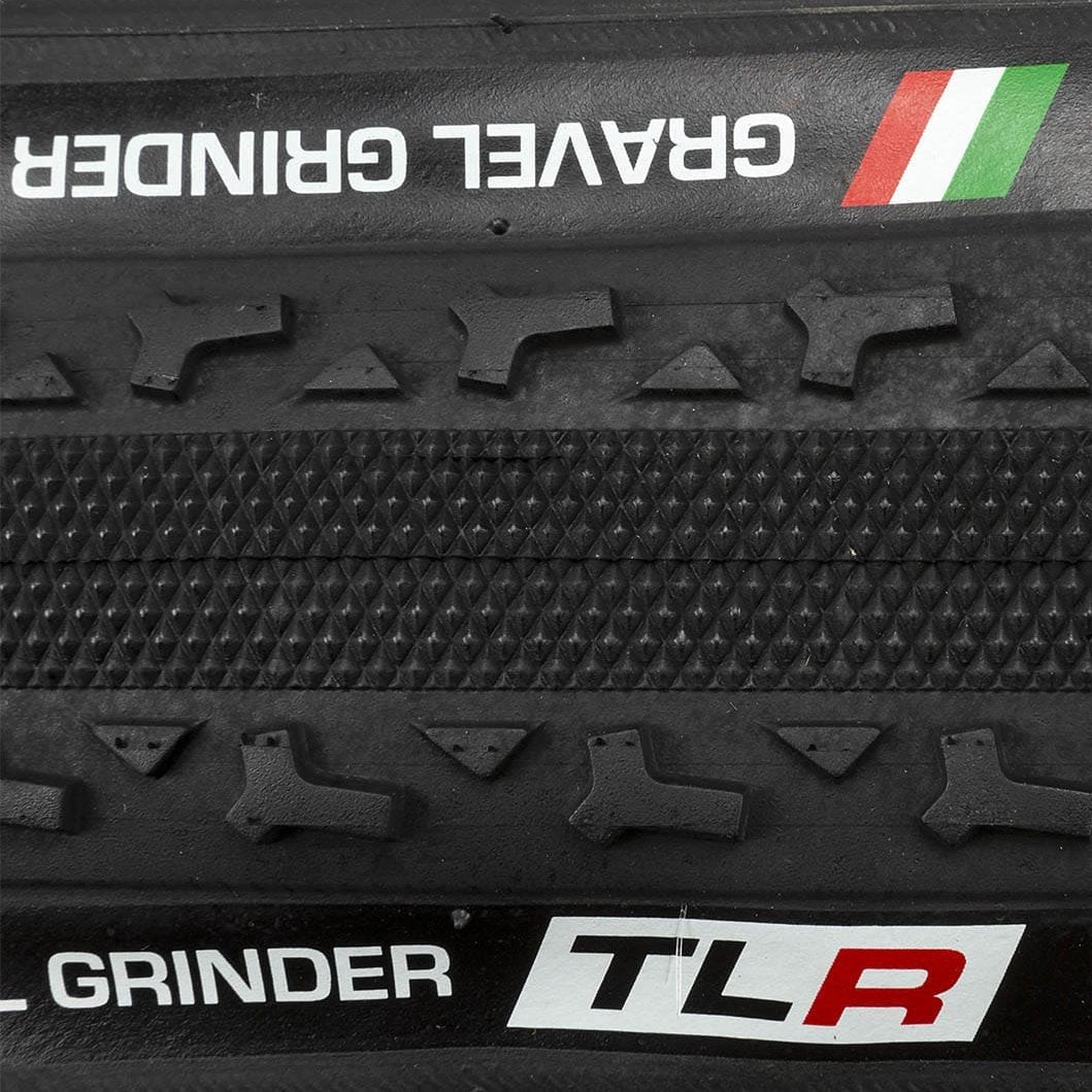 Pneu CHALLENGE GRAVEL GRINDER 700c Tubeless Ready Noir