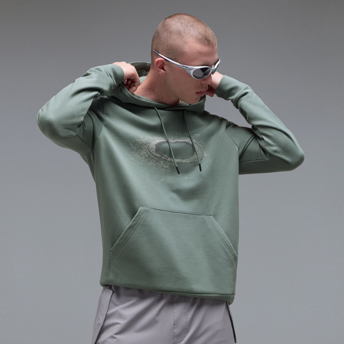 Huvtröja OAKLEY LUNAR ELLIPSE HOODIE Grön