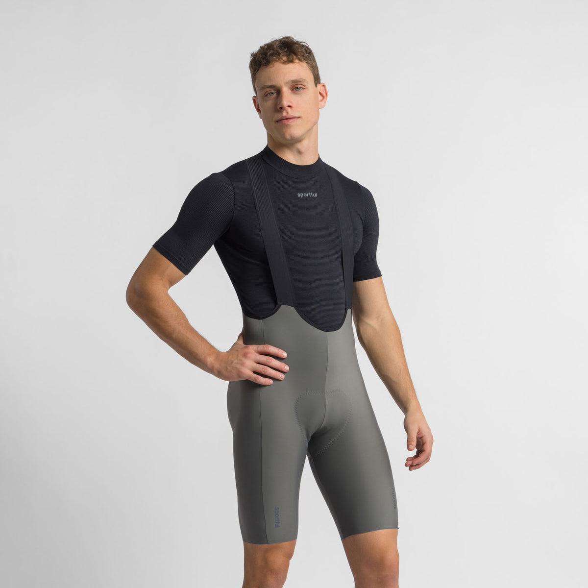 Krátké cyklistické kraťasy se šlemi SPORTFUL SRK SHIFT Šedé