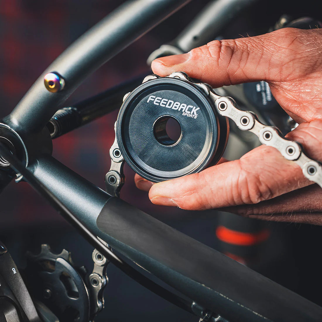 Chain Guide for Thru-Axle FEEDBACK SPORTS Thru-Axle Chain Keeper