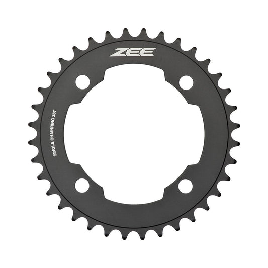 SHIMANO ZEE M640/M645 -eturatas, 10-vaihteinen, nelipulttikiinnitys, 104 mm — eturatas valkoisella taustalla