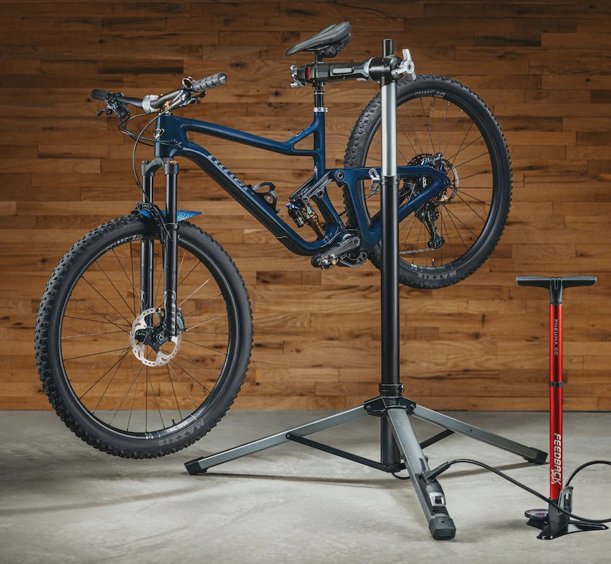 Pneumatisk værkstedsstativ FEEDBACK SPORTS Pro Air Lift