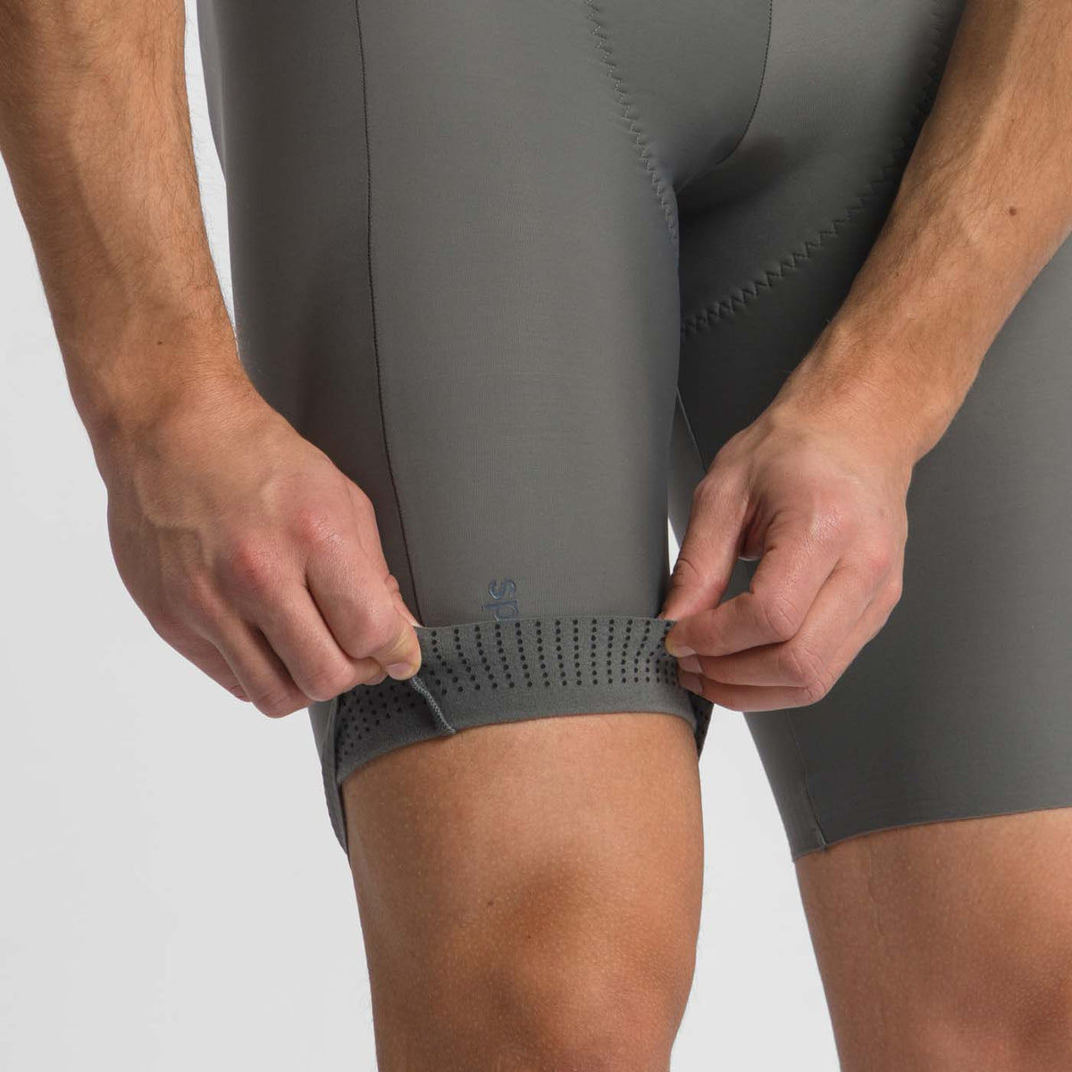 Krátké cyklistické kraťasy se šlemi SPORTFUL SRK SHIFT Šedé
