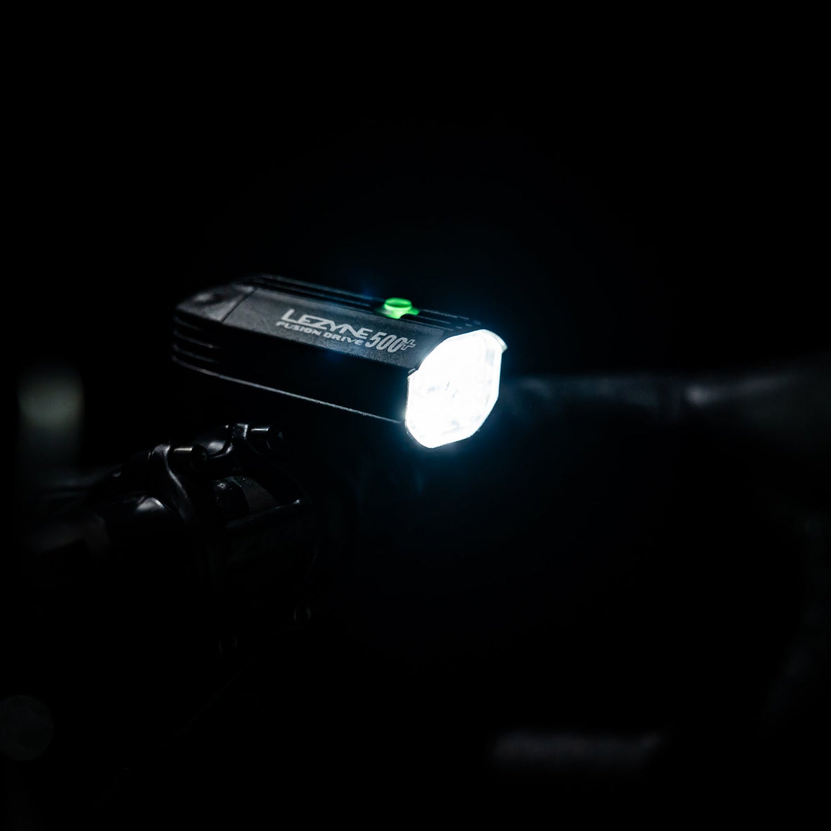 LEZYNE FUSION DRIVE 500+ naudojamas važiuojant