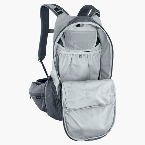 EVOC TRAIL PRO 16L Back Protector Pack Grey