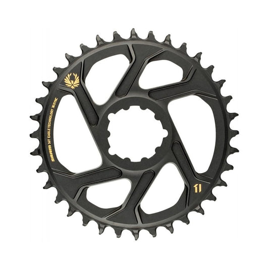 SRAM EAGLE X-SYNC 2 -yksittäiseturatas, kapea–leveä hammastus, Boost, 11/12-vaihteinen, suorakiinnitys, 3 mm:n offset, kultainen — eturatas valkoisella taustalla