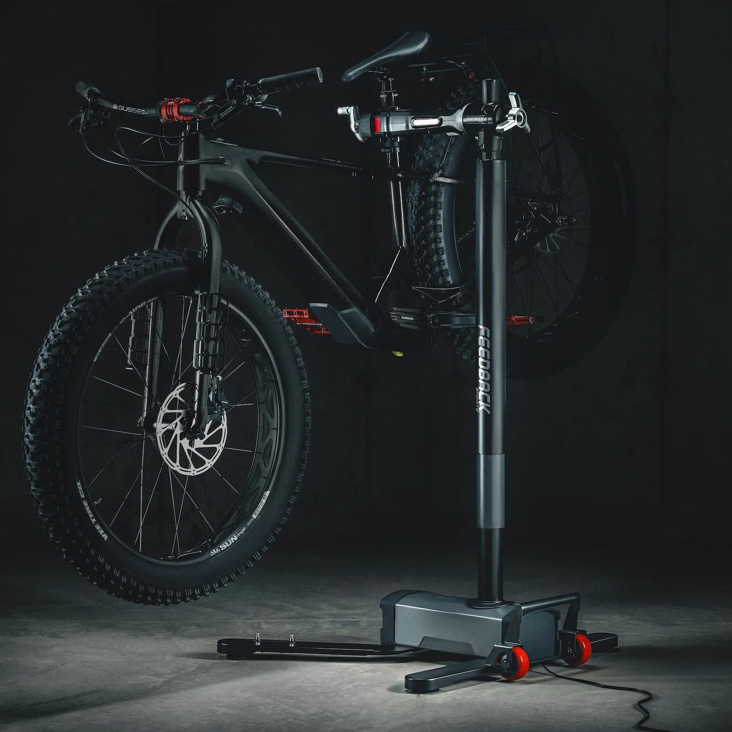 Pied d'Atelier Électrique FEEDBACK SPORTS PRO E LIFT