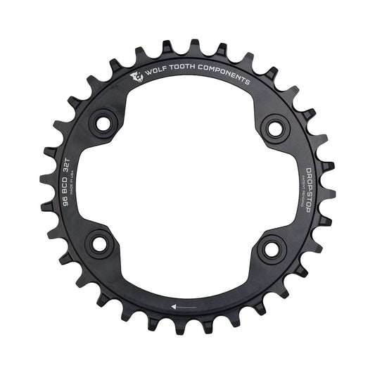 WOLF TOOTH Shimano XTR M9000/M9020 -yksittäiseturatas, 96 BCD, 11-vaihteinen, 4 kiinnitysreikää, 96 mm, musta — eturatas valkoisella taustalla