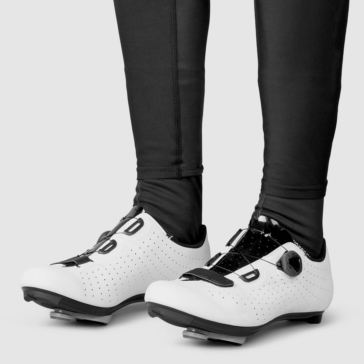 Mustad GRIPGRABi Windproof Spring Autumn tuulekindlad rattasokid