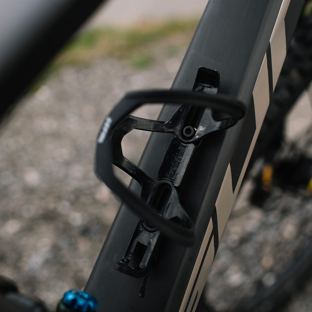 Flaschenhalter ZEFAL PULSE Z2 Schwarz