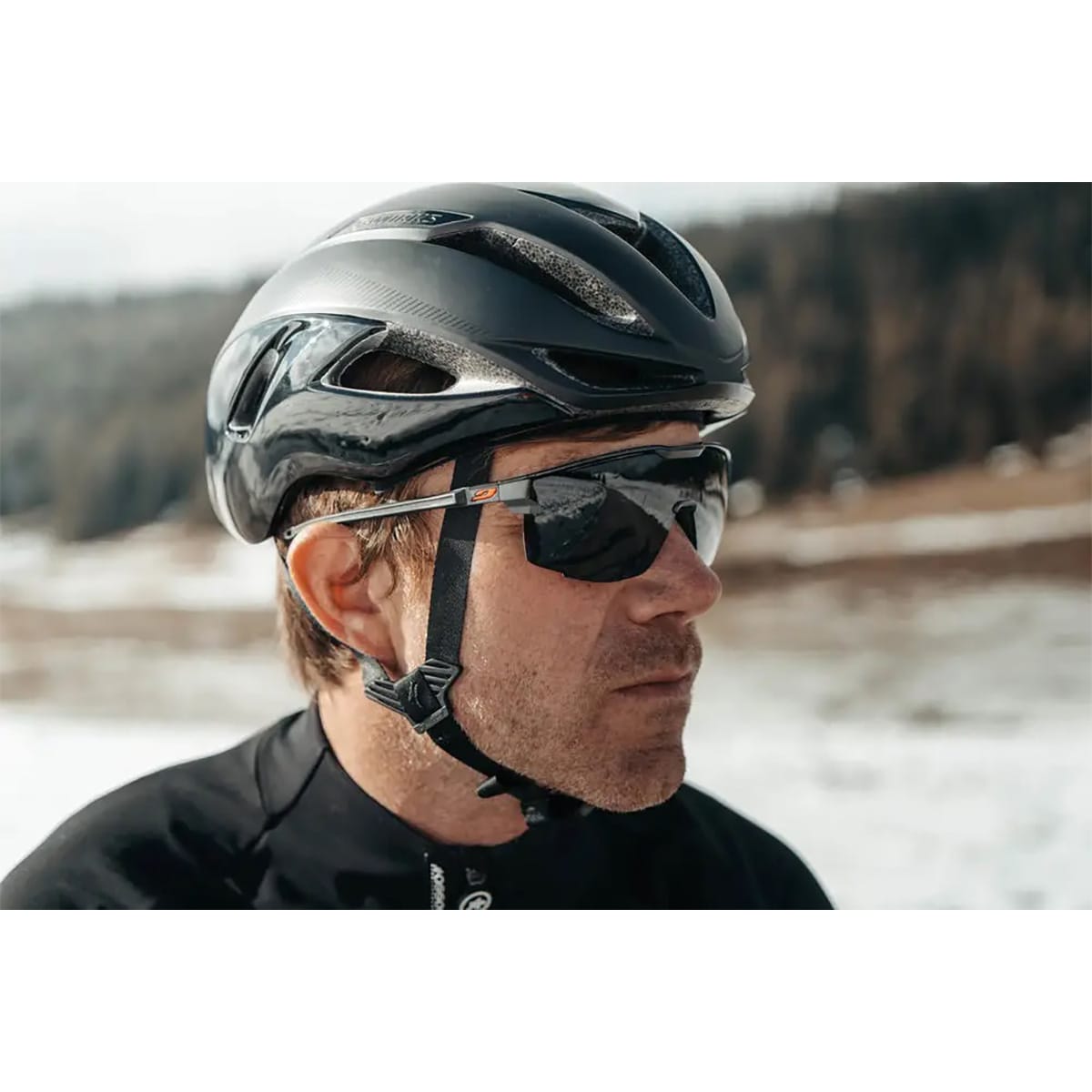 Lunettes  JULBO ULTIMATE Noir Reactiv Photochromique