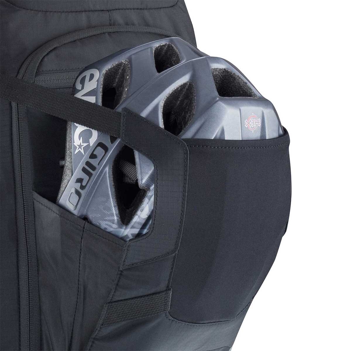 Reppu selkälevyllä EVOC FR PROTECTOR TOUR 30L Musta