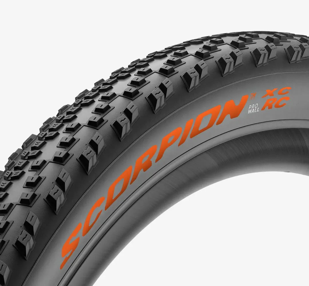 Däck PIRELLI SCORPION XC RC 29x2.4 ProWall Tubeless Ready Souple Svart/Orange 4354100