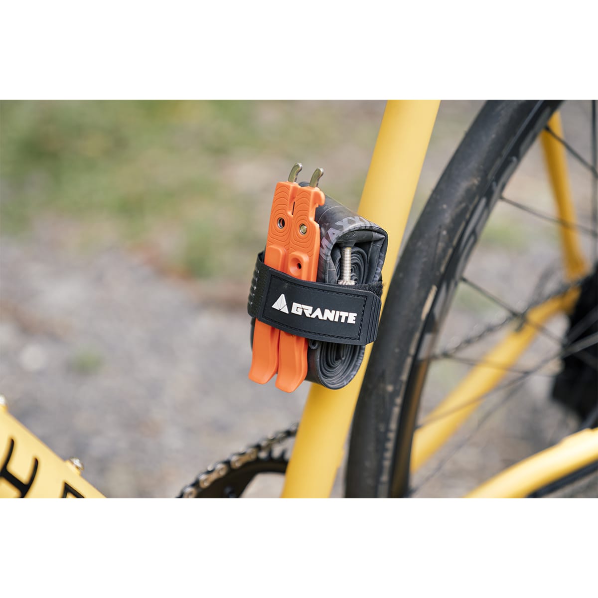 Sangle Universelle sur Vis GRANITE DESIGN PORTALEDGE Noir