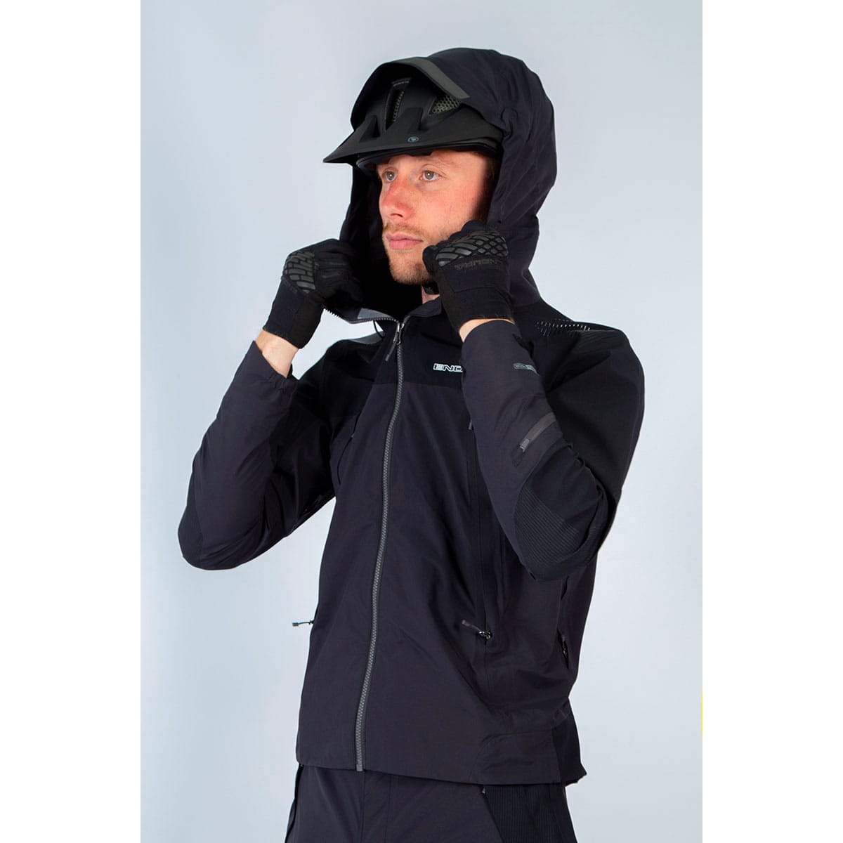 ENDURA MT500 II juoda striukė