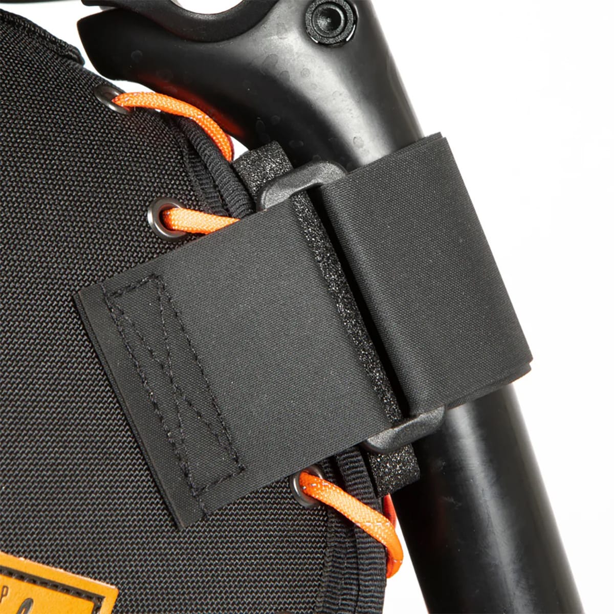 Sadeltaske RESTRAP SADDLE BAG 18 L Orange + DRY BAG Sort