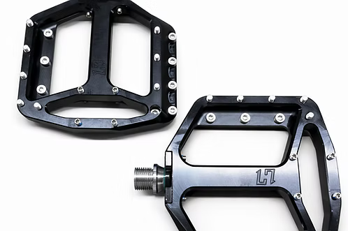 Ravne pedale HXR COMPONENTS s čeličnom osovinom, crne