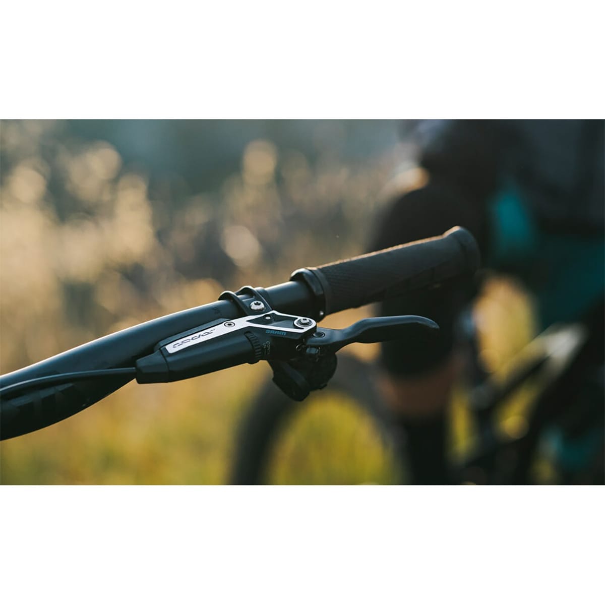 Vorderbremse SRAM CODE ULTIMATE STEALTH Carbon OHNE SCHEIBE