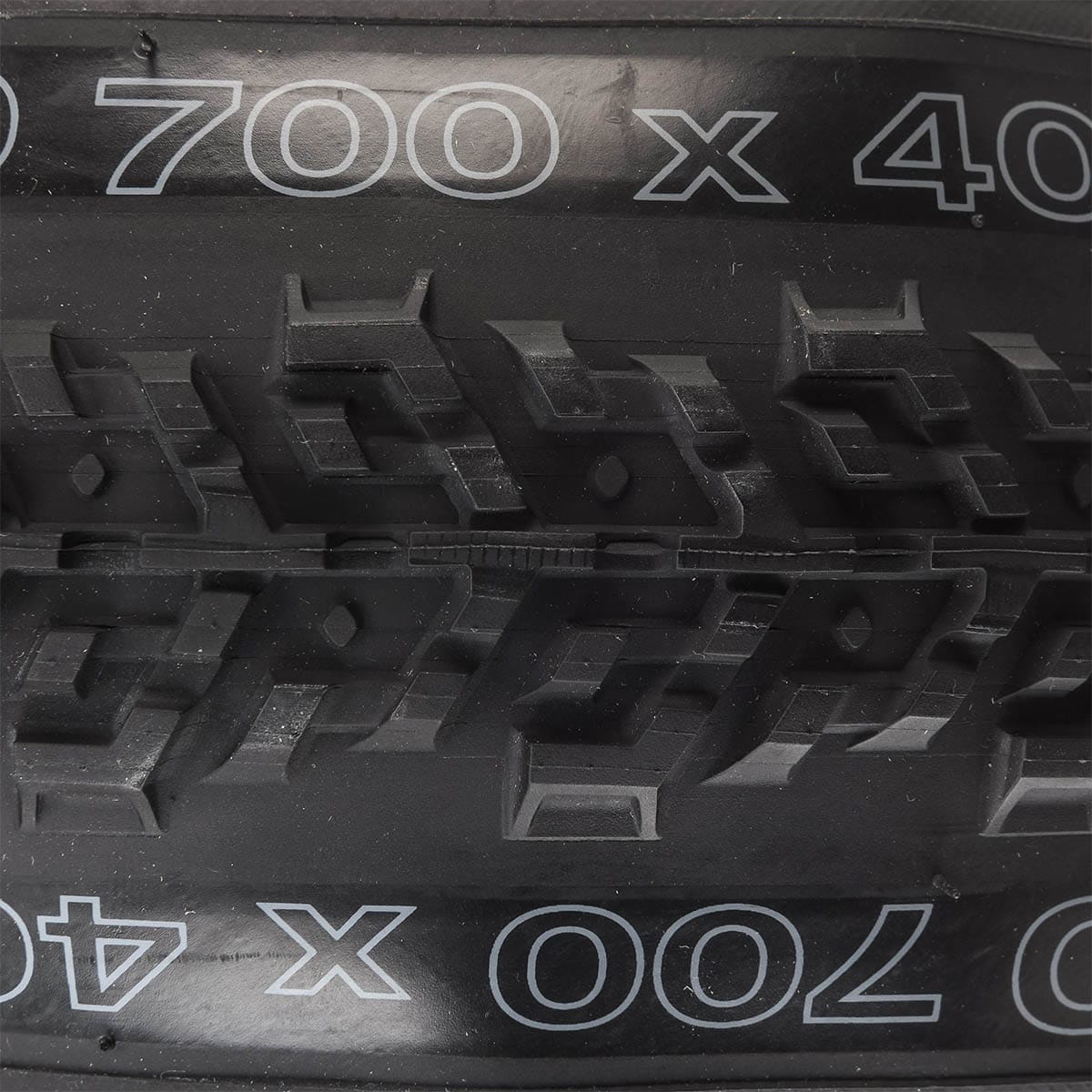 Plášť WTB NANO 40 TCS Light 700x40c Tubeless Ready Černý