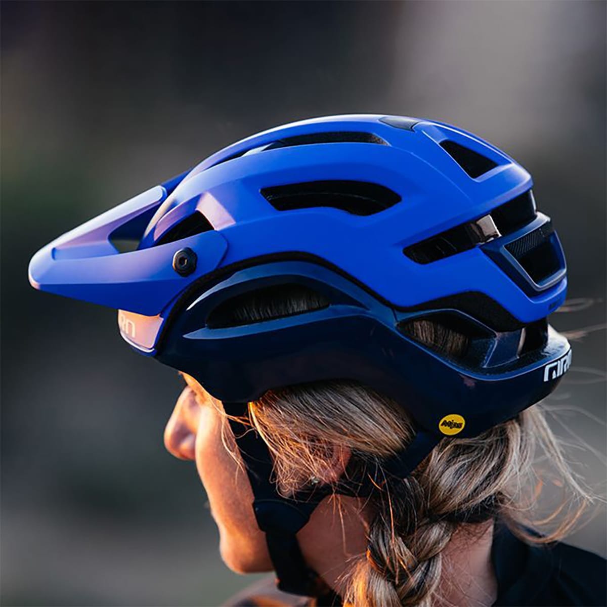 Kask MTB GIRO MANIFEST MIPS Czarny