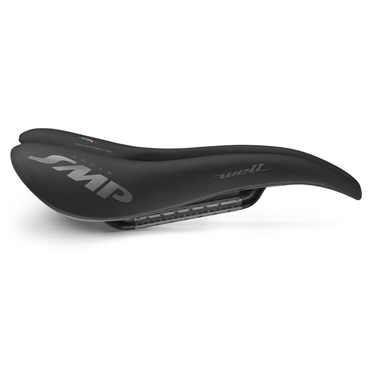 Saddel SMP WELL GEL bredde 144mm carbon skinne