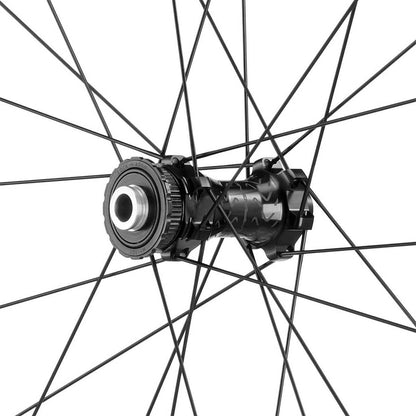 CAMPAGNOLO LEVANTE 2-WAY FIT DISC 700c kerékpár