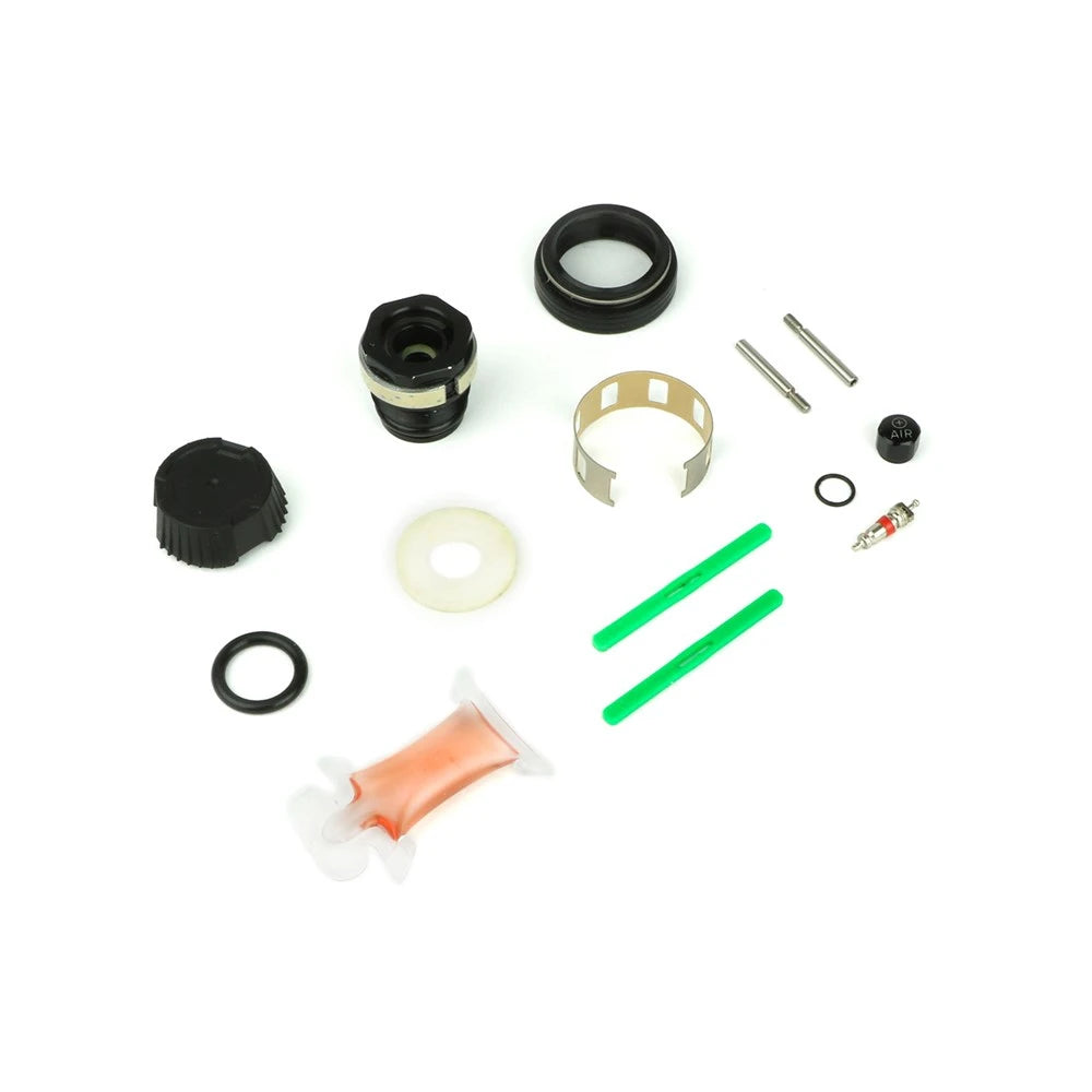 Servicesats för 200 timmar/2 år till ROCKSHOX REVERB AXS B1-droppersadelstolpe #11.6818.051.012