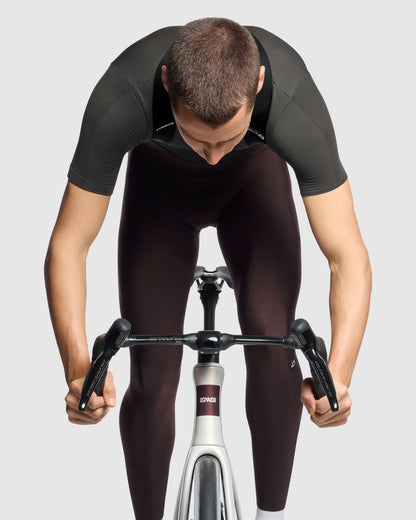 ASSOS MILLE GT SPRING FALL S11 pruunid pikad traksidega rattapüksid