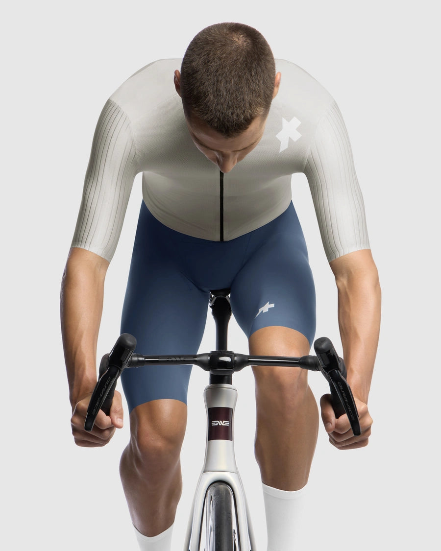 Wielrenshirt ASSOS EQUIPE RS S11 Korte Mouwen Almond Milk