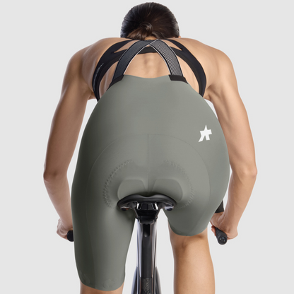 ASSOS DYORA R S11 naiste lühikesed trakspüksid Khaki