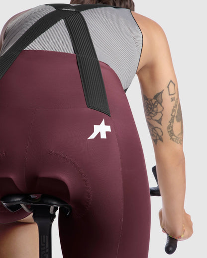 ASSOS UMA GT S11 naiste lühike traksidega rattapüksid Burgundy Red