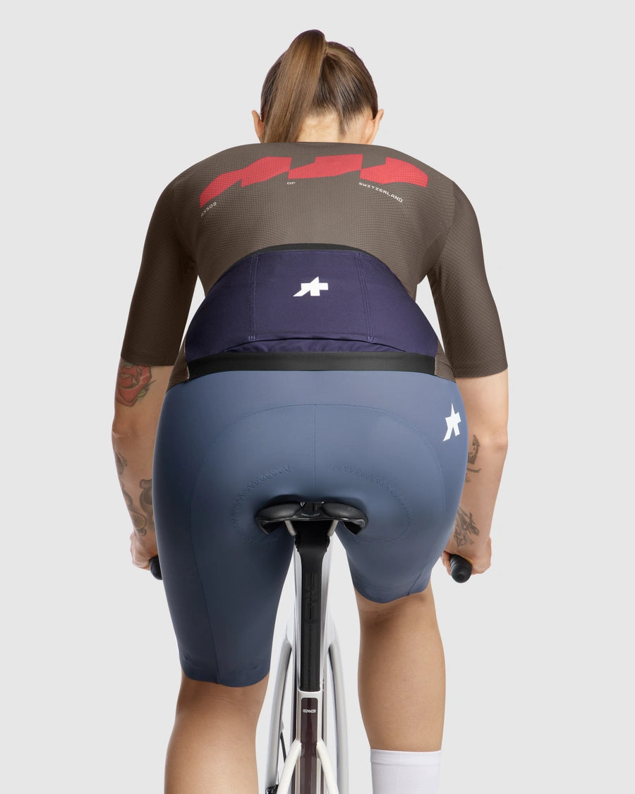 Maglia ASSOS DYORA R S11 We are the A Maniche Corte Donna Marrone