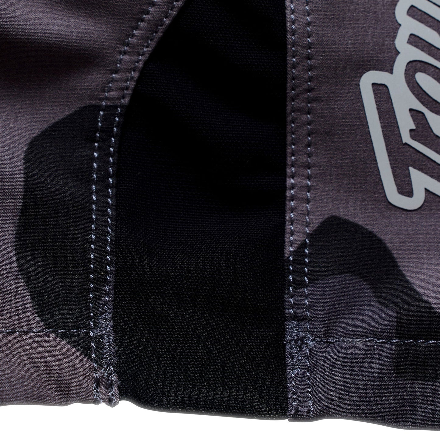 Short TROY LEE DESIGNS SKYLINE PRO  FLOW CAMO Carbon avec Liner BN3TH