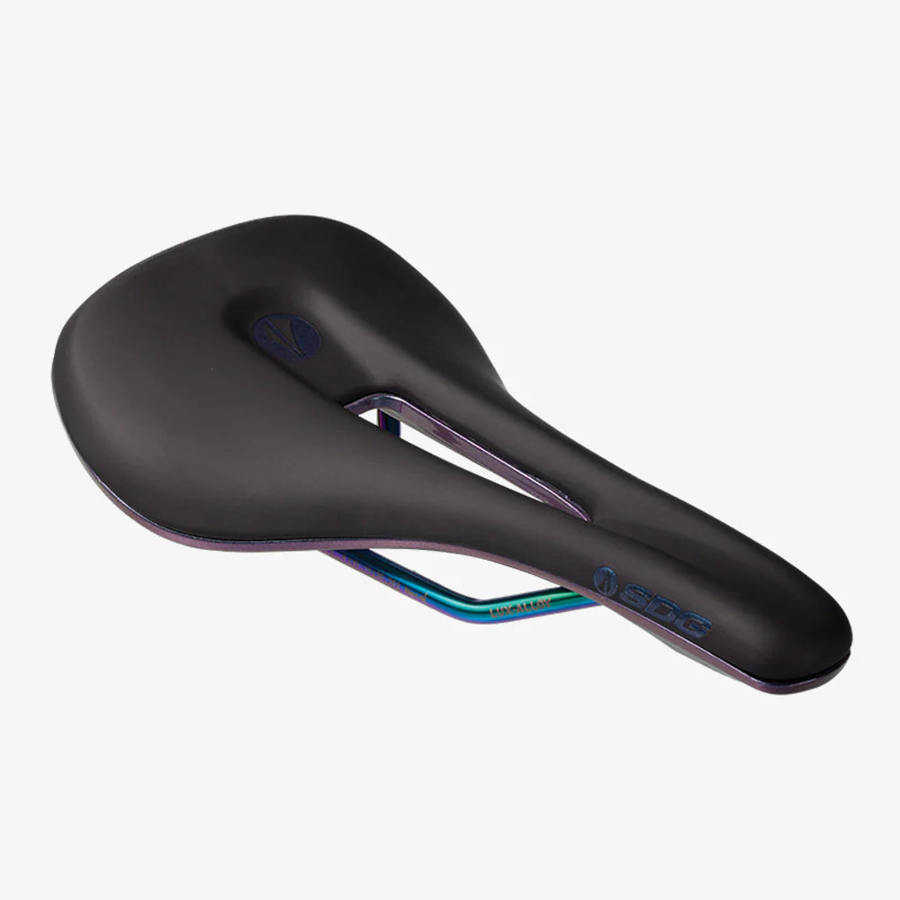 SDG BEL-AIR V3 OVERLAND Saddle Lux-Alloy Rails Black/Oil Slick