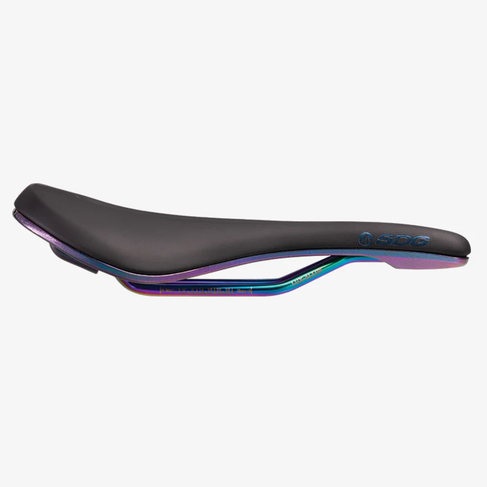 SDG BEL-AIR V3 OVERLAND Saddle Lux-Alloy Rails Black/Oil Slick