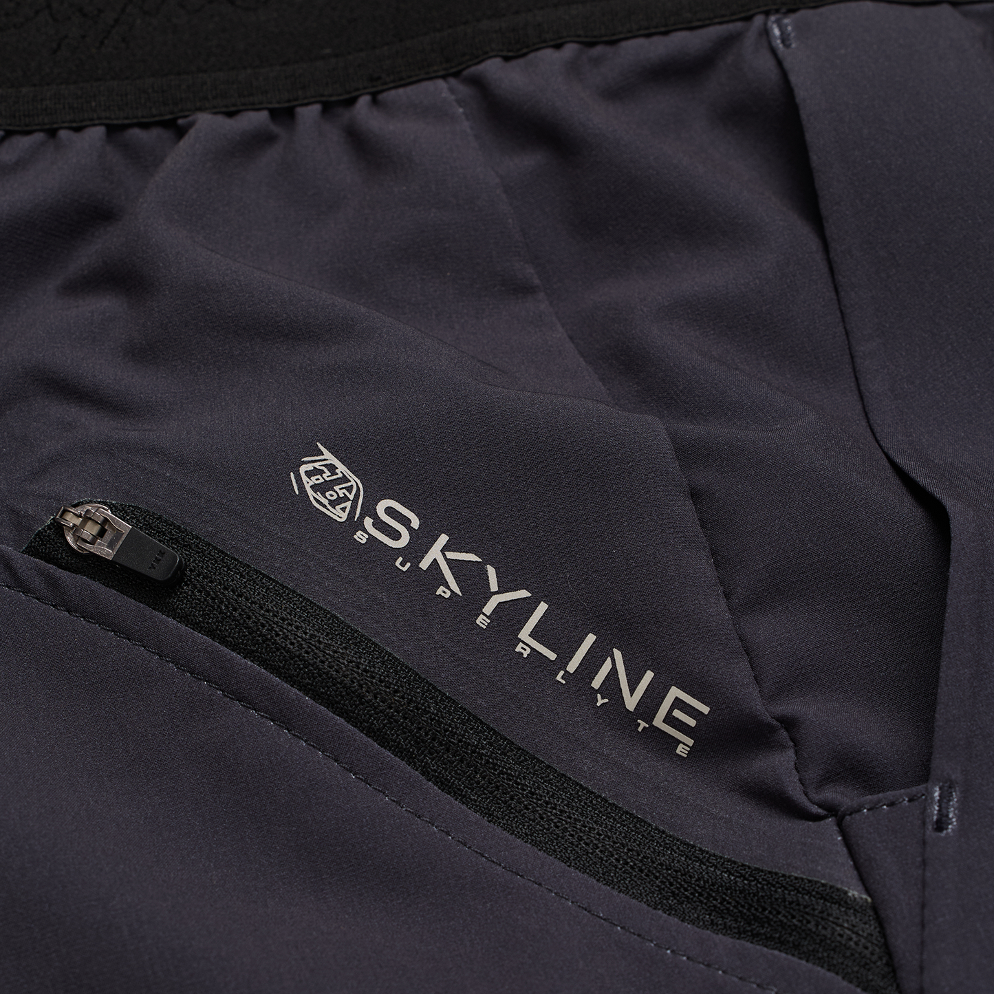Kalhoty TROY LEE DESIGNS SKYLINE SUPERLYTE MONO Černé
