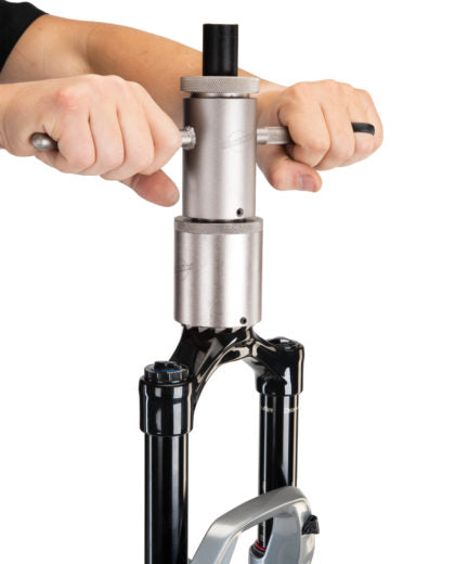 Adapter do frezu do gniazda bieżni sterów PARK TOOL CRC-15