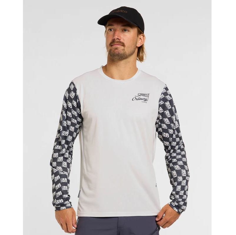 DHARCO GRAVITY OFFSET Shirt Lange Mouwen Wit/Zwart