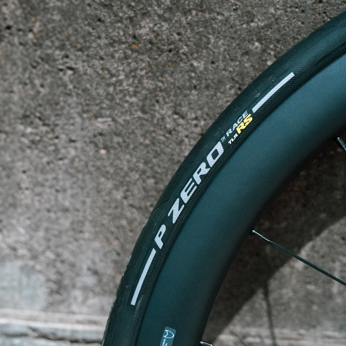 Dæk PIRELLI P ZERO RACE TLR RS 700c Tubeless Ready Sort