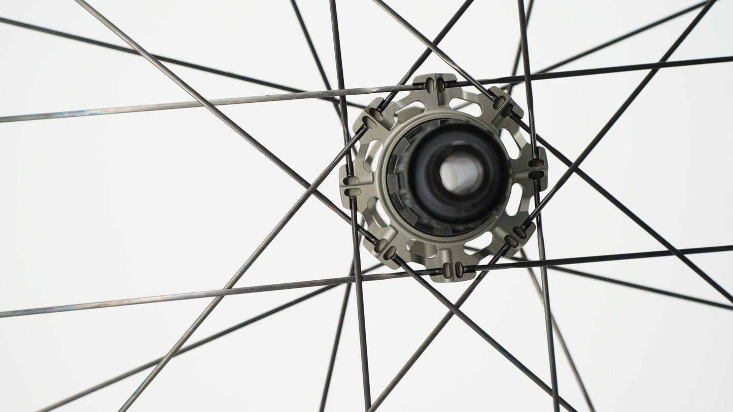 Paire de Roues SCOM AERO 50 Tubeless Ready (Center Lock)