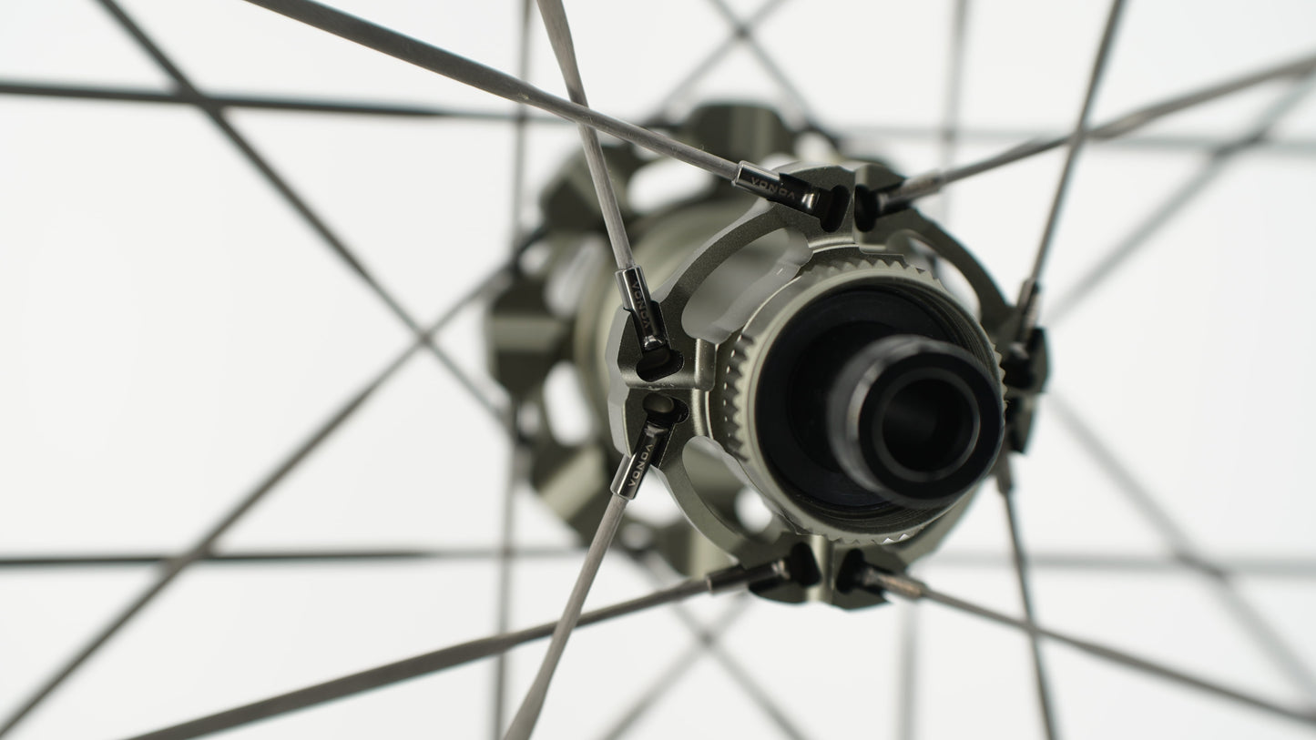 Paires de Roues SCOM ULTRA 40 Tubeless Ready (Center Lock)