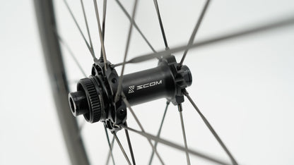 SCOM RACE Tubeless Ready -pyöräpari (Center Lock)