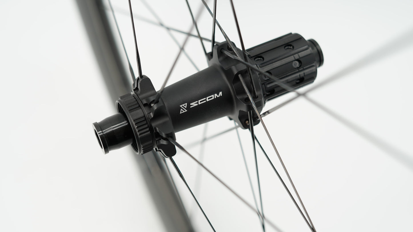 Coppia di Ruote SCOM EVO 50 Tubeless Ready (Center Lock)