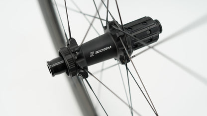 Par de Rodas SCOM EVO 50 Tubeless Ready (Center Lock)