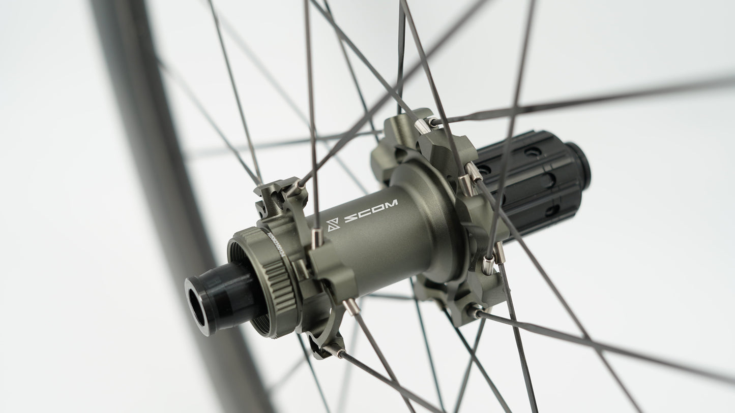 Paire de Roues SCOM ULTRA+ 50 Tubeless Ready (Center Lock)