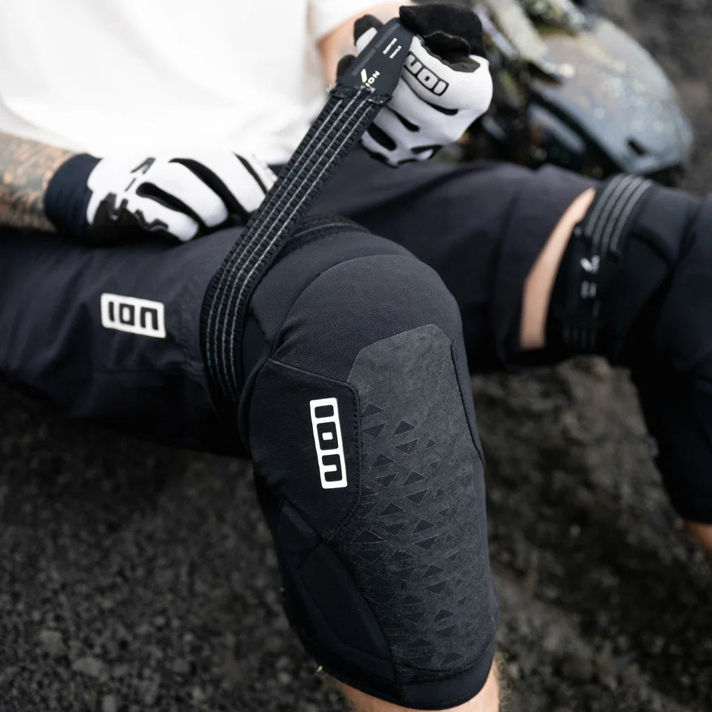 Genouillères ION K-PACT ZIP SQ Unisex Noir