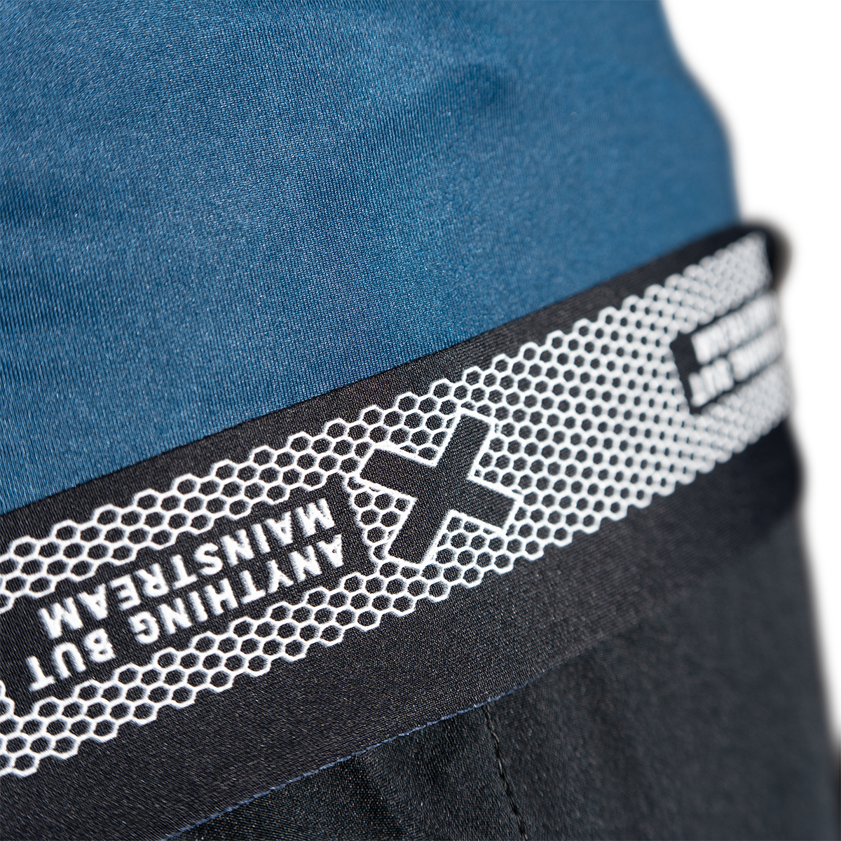 USWE SKARP GRAVEL Short-Sleeve Jersey Blue