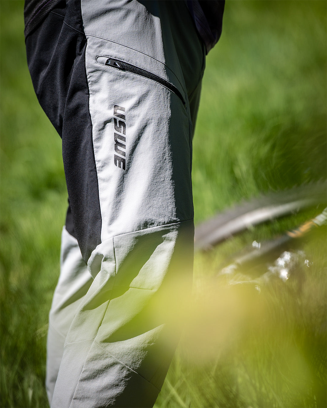 Pantalon USWE SKRUBB Gris